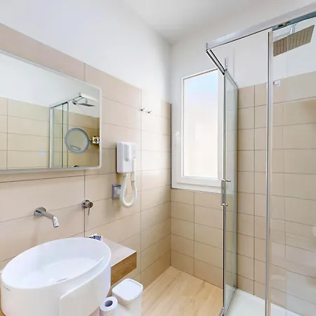 Otel Perla Gaia 3*