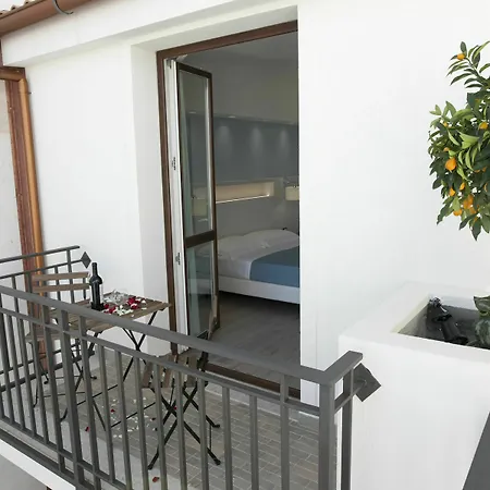 Perla Gaia 3*